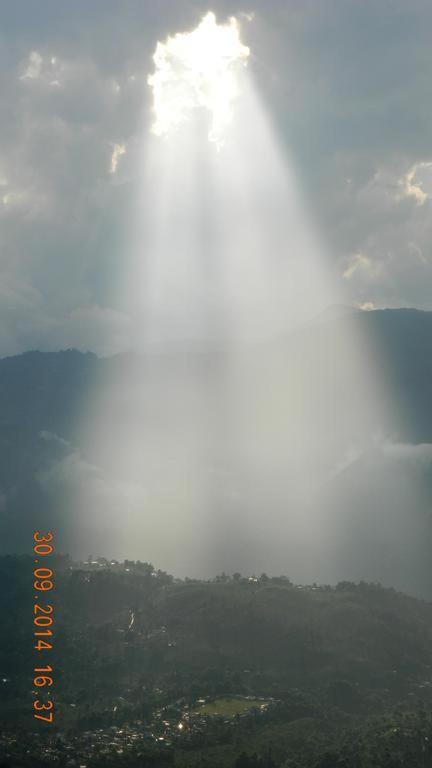 The River View Homestay Kurseong Zewnętrze zdjęcie